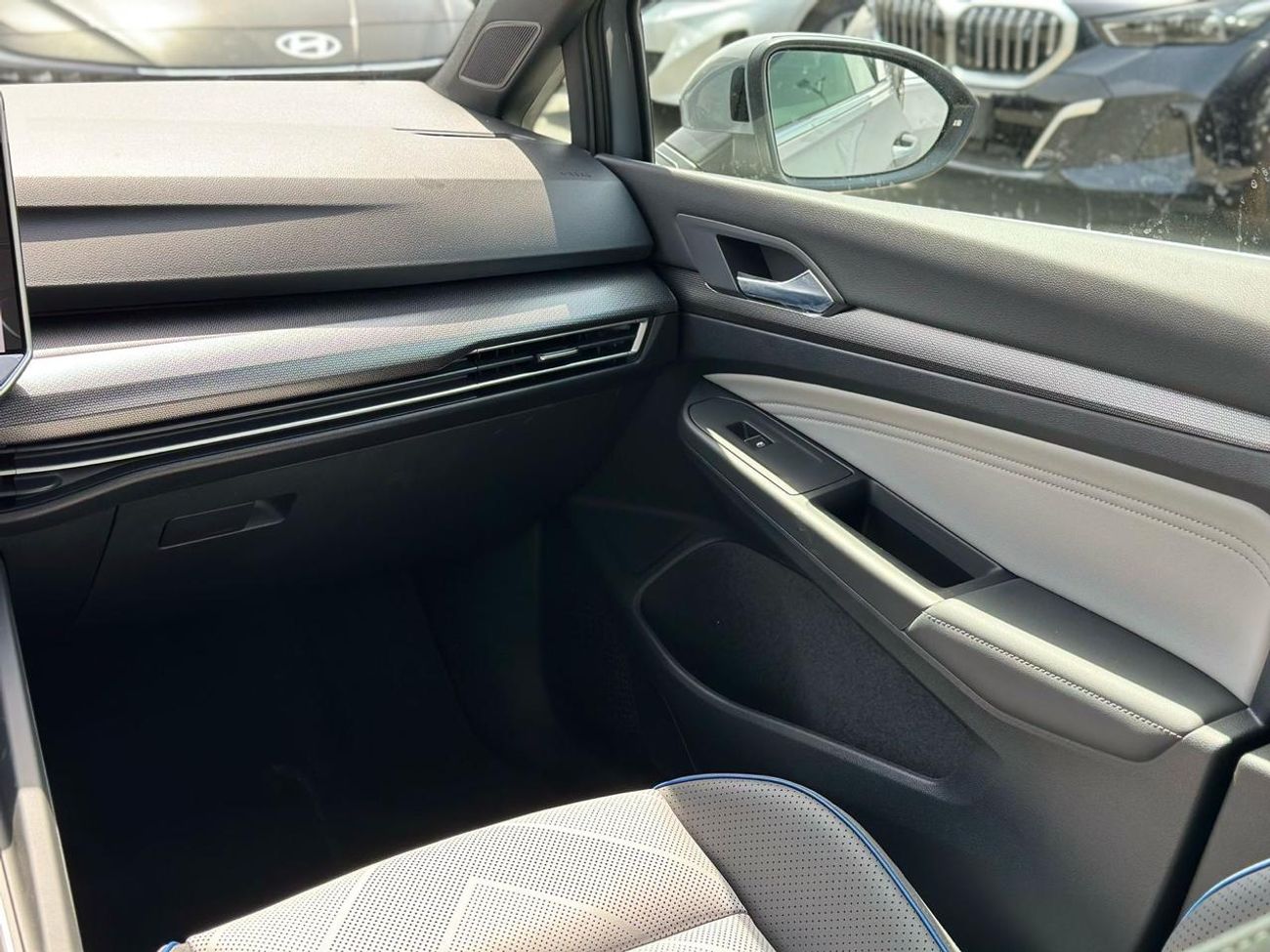 Volkswagen Golf R VOLKSWAGEN GOLF R