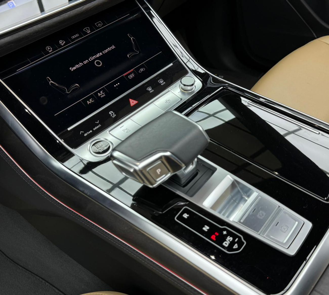 أودي Q8 55 TFSI quattro (340 HP) 2023 Audi Q8 55 TFSI Quattro, 2028 Audi Warranty, Full Audi Service History