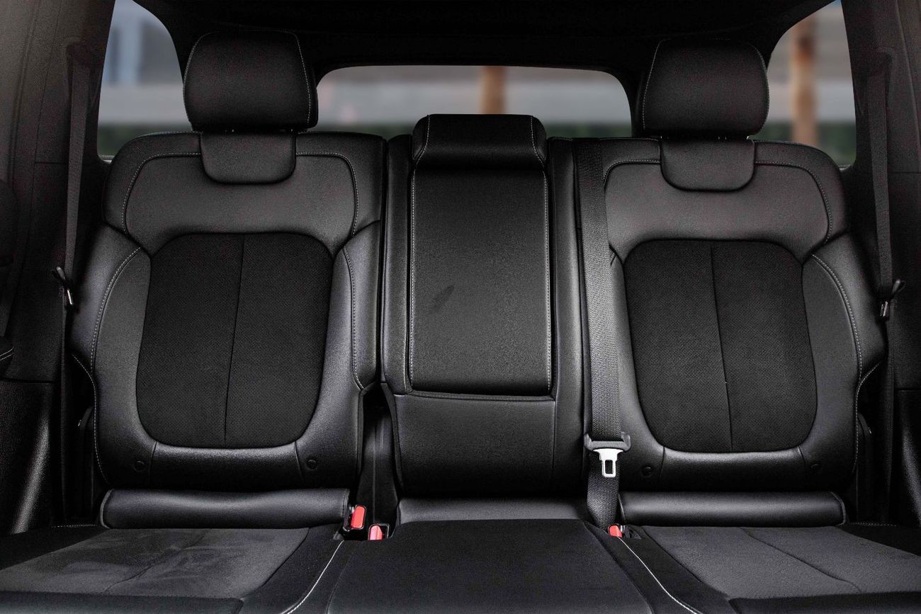 Jeep Grand Cherokee Limited | 3,329 P.M  | 0% Downpayment | Agency Warranty