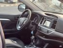 Toyota Highlander LE (NON GCC) 2019 Toyota Highlander 3.5L V6 - AWD 4x4 - Rear Camera - Leather seat 7 -