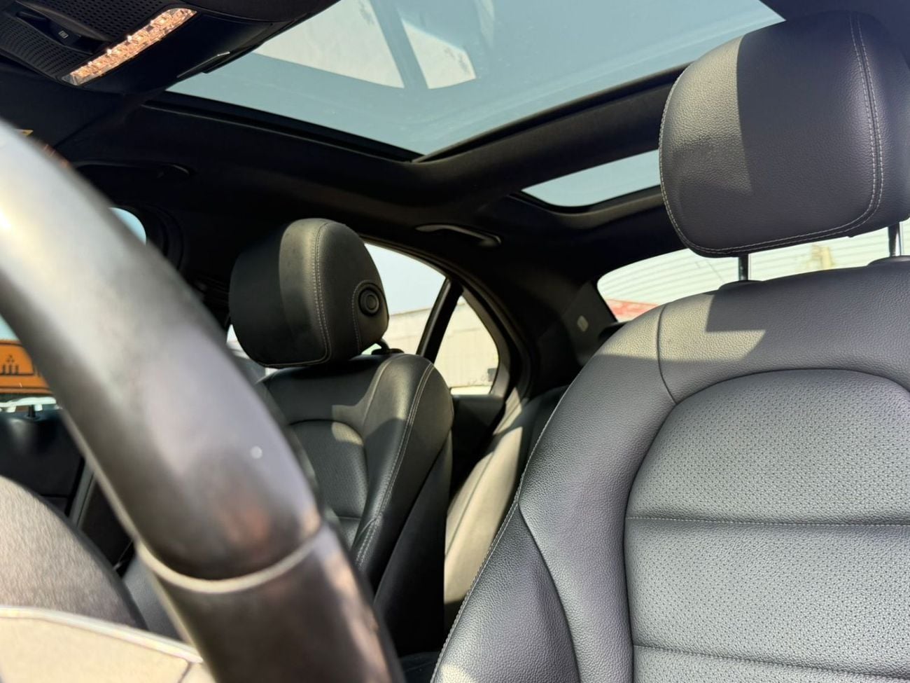 مرسيدس بنز C 300 Sport 2.0L (258 HP)