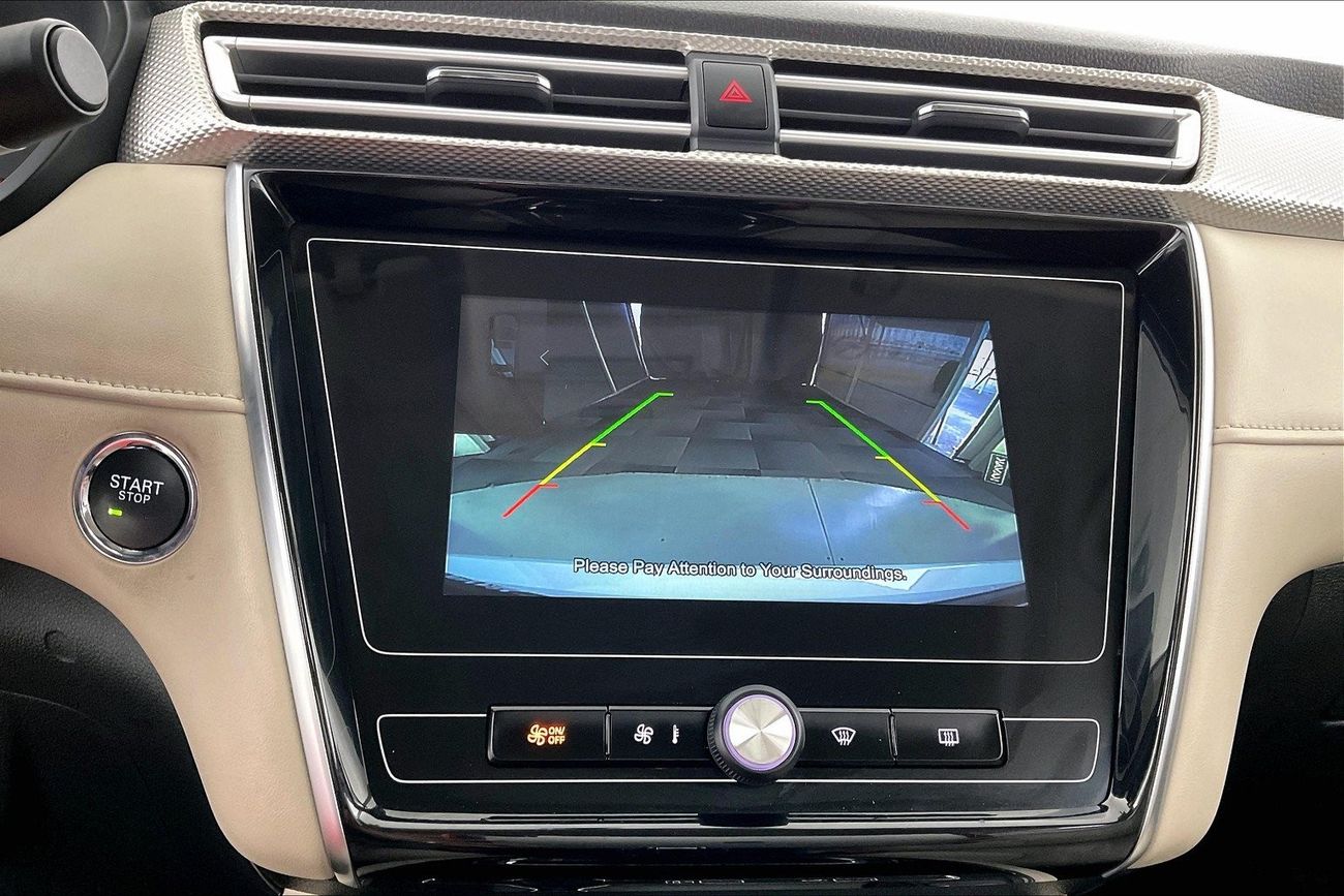 هيونداي أكسنت Smart / GL | عرض العيد الحصري | خالية من أضرار الفيضانات