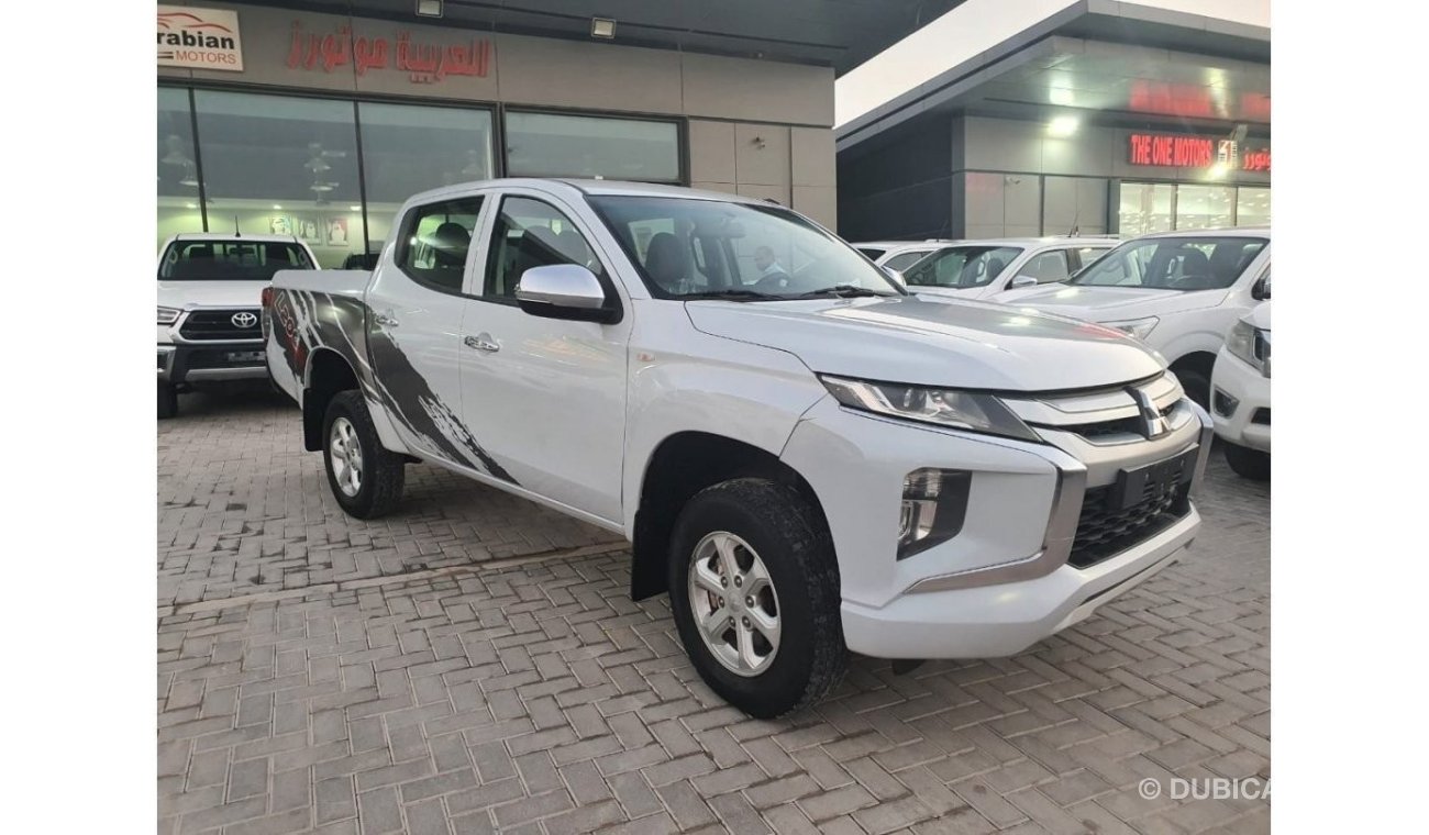 Mitsubishi L200 Mitsubishi L200 GLS (V Gen), 4dr Double Cab Utility, 2.4L 4cyl Petrol, Manual, Four Wheel Drive 2020