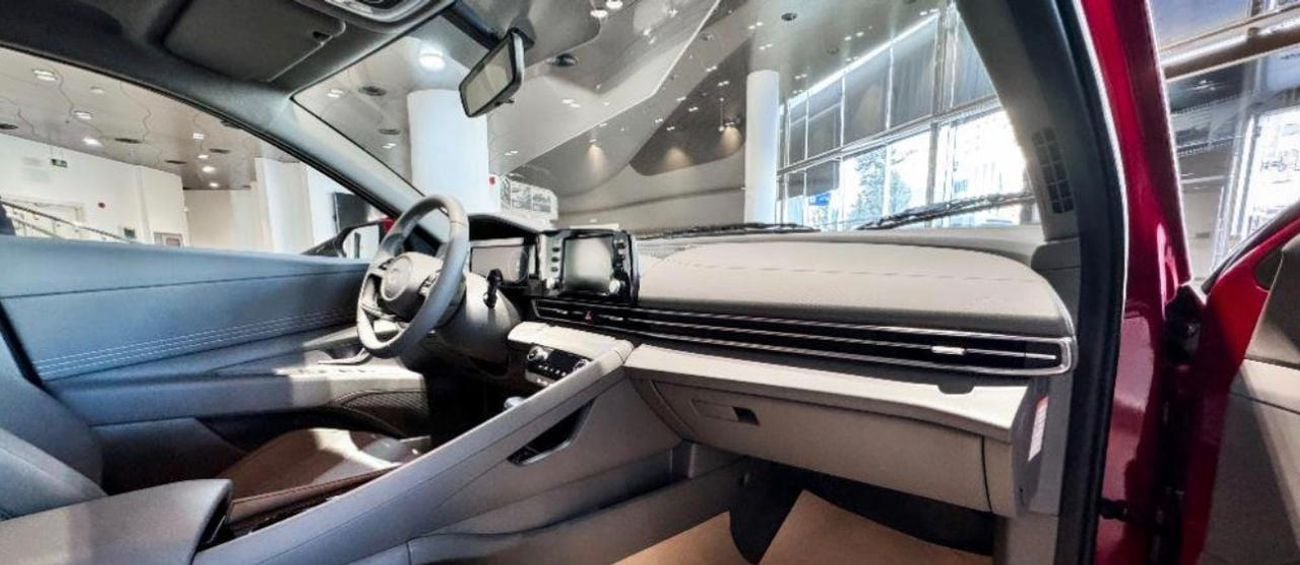 هيونداي إلانترا Smart 1.6L