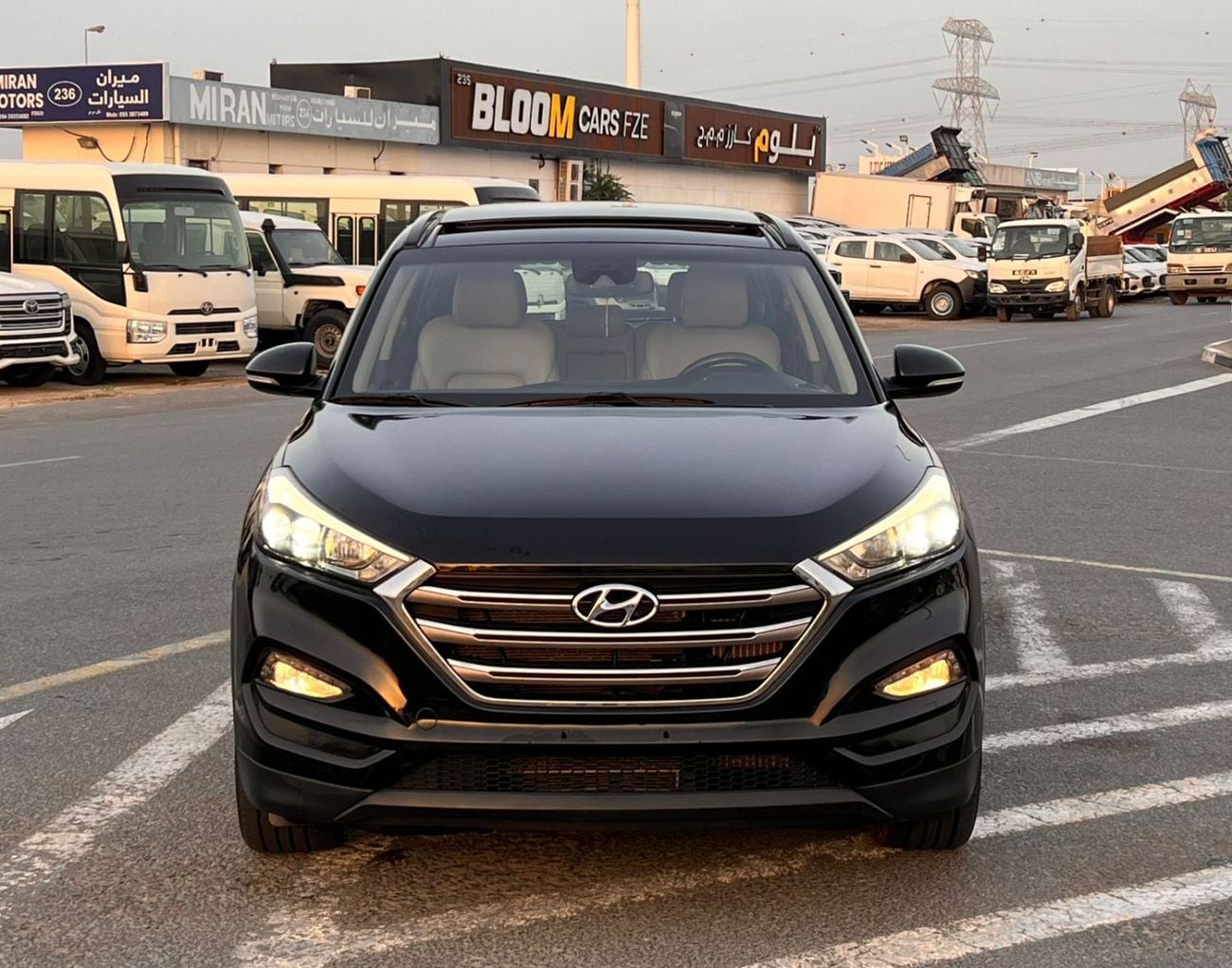 Hyundai Tucson 2016  Hyundai Tucson Limited 1.6 Turbo V4 - Panoramic View - Rear Camera With Radar & Sensor AWD 4x4