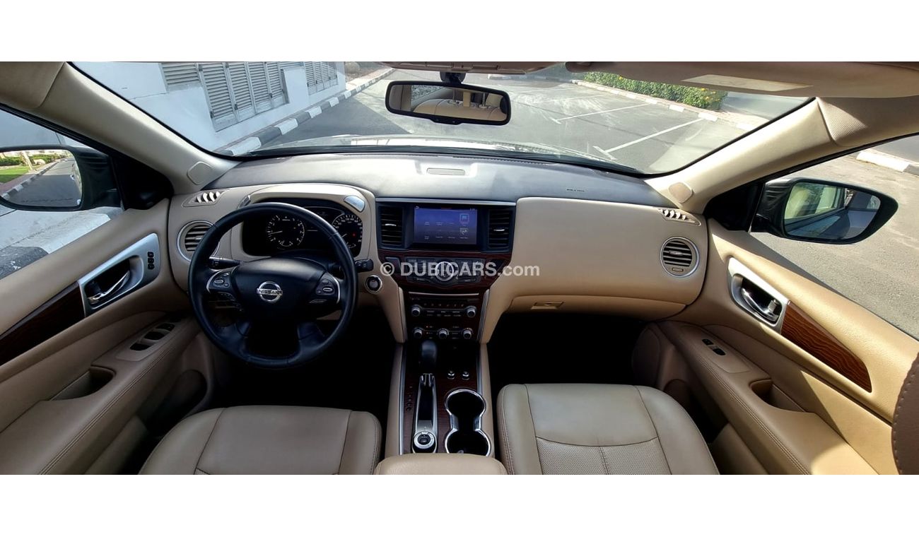 Nissan Pathfinder SL 4WD - 3.5L V6 - GREY -2019