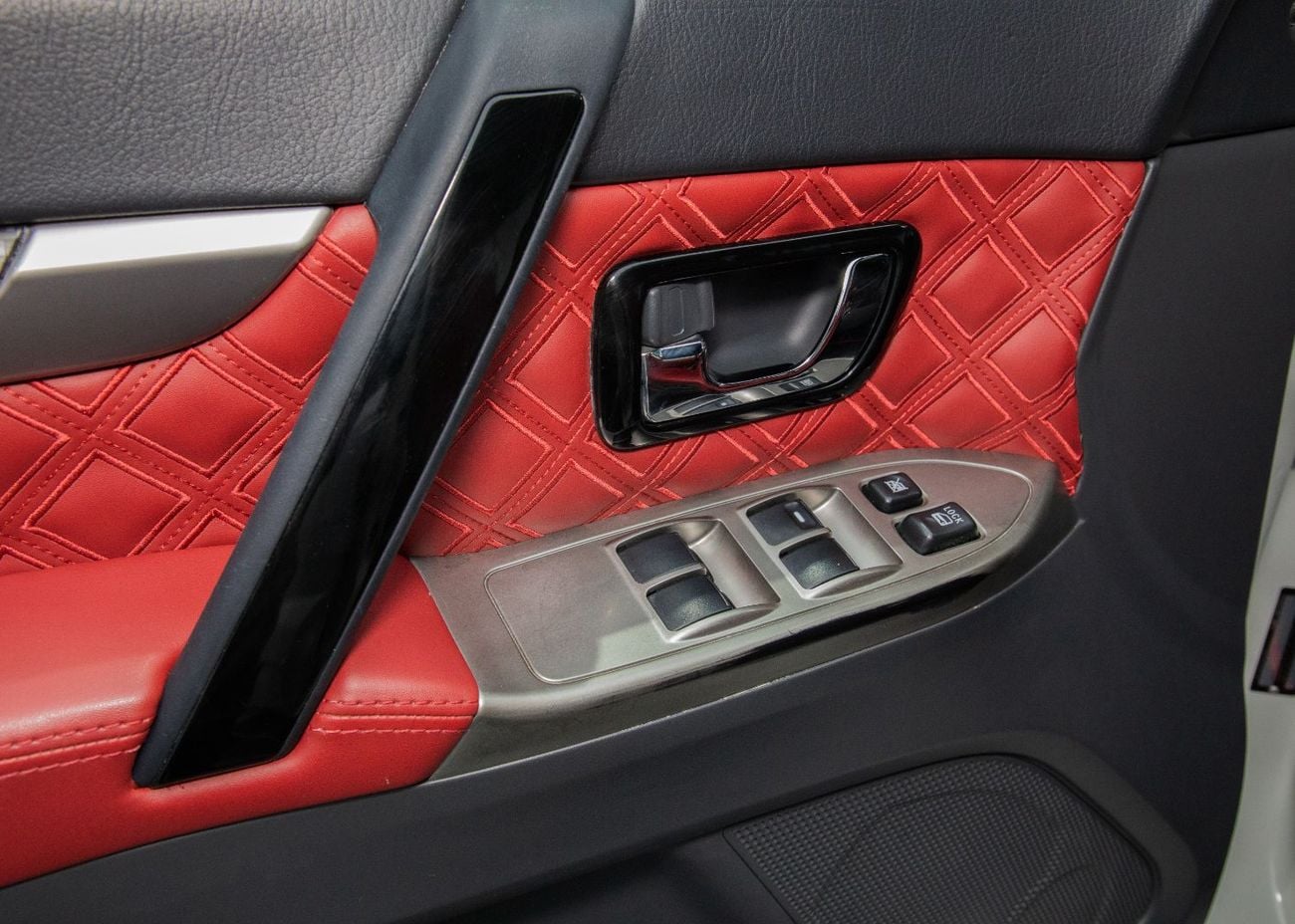 Mitsubishi Pajero Signature Edition