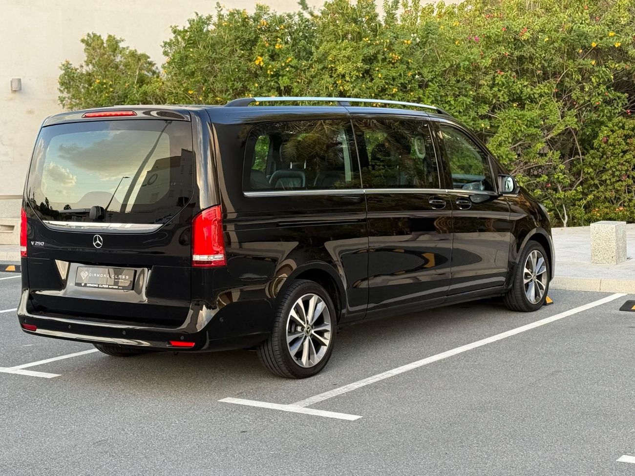 مرسيدس بنز V 250 GCC