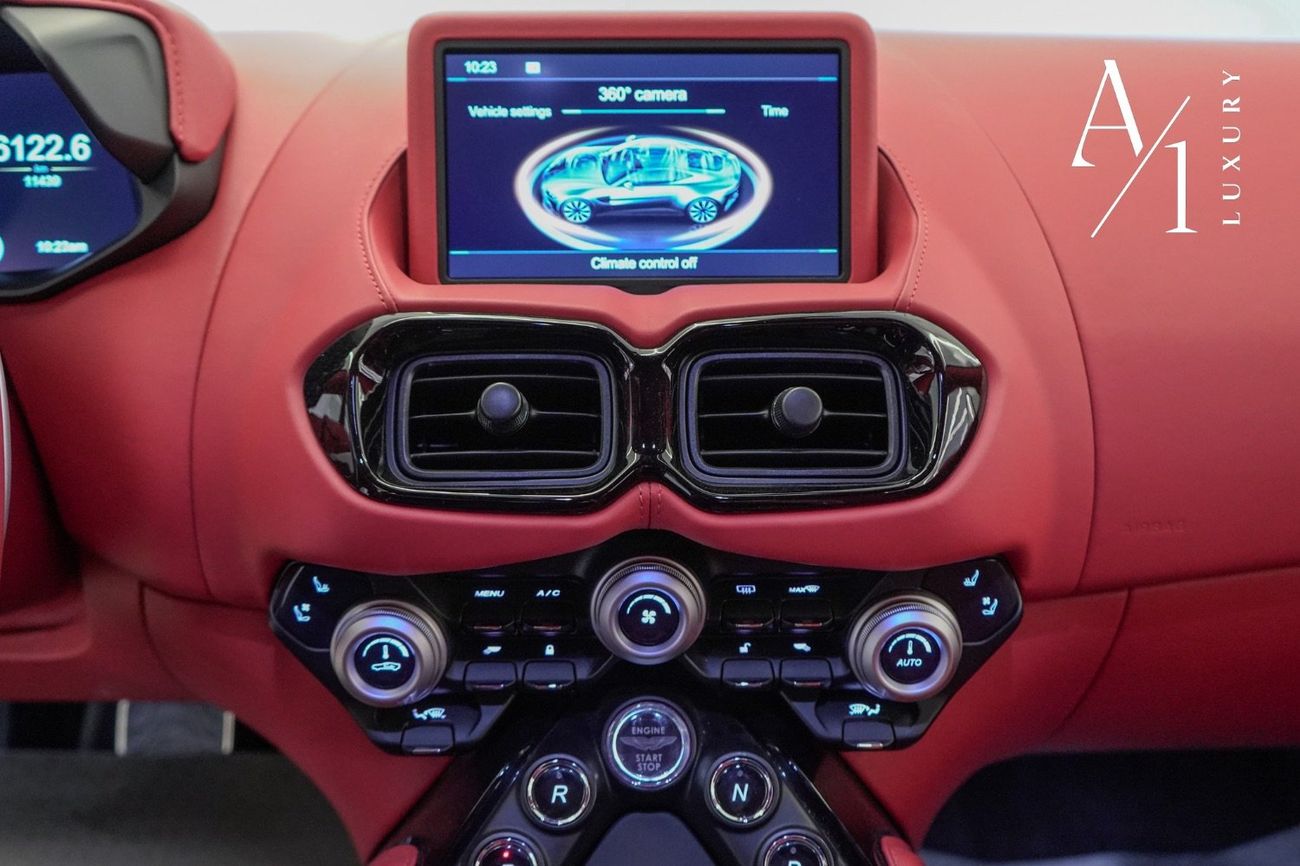 أستون مارتن فانتيج 2023 Aston Martin Vantage, Warranty, Full Service History, Excellent Condition, GCC Spec