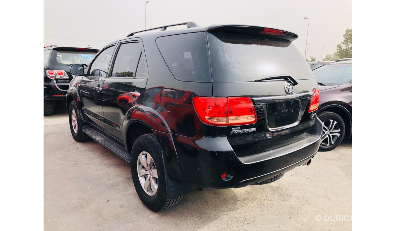 Toyota Fortuner 2.7L PETROL-ALLOY WHEELS-FOG LIGHTS-GCC RTA PASSED, LOT-631