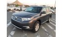 Toyota Highlander 4WD VERY CLEAN FROM INSIDE AND OUTSIDE AND FRESHLY IMPORTED