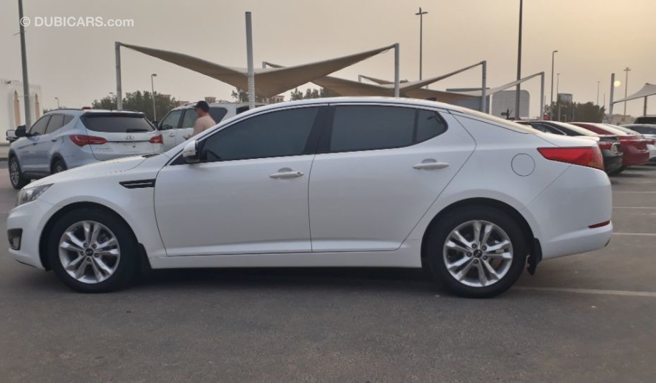 Kia Optima السيارة نظيفه جدا بحاله ممتازه بدون حوادث ضمان شاسيه جير ماكينه