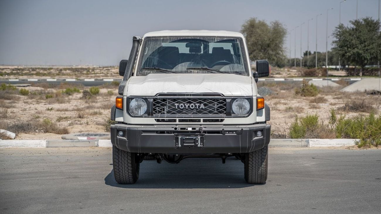 تويوتا لاند كروزر 76 TOYOTA LANDCRUISER76 HARDTOP 2.8 MT HIGH -2026YM