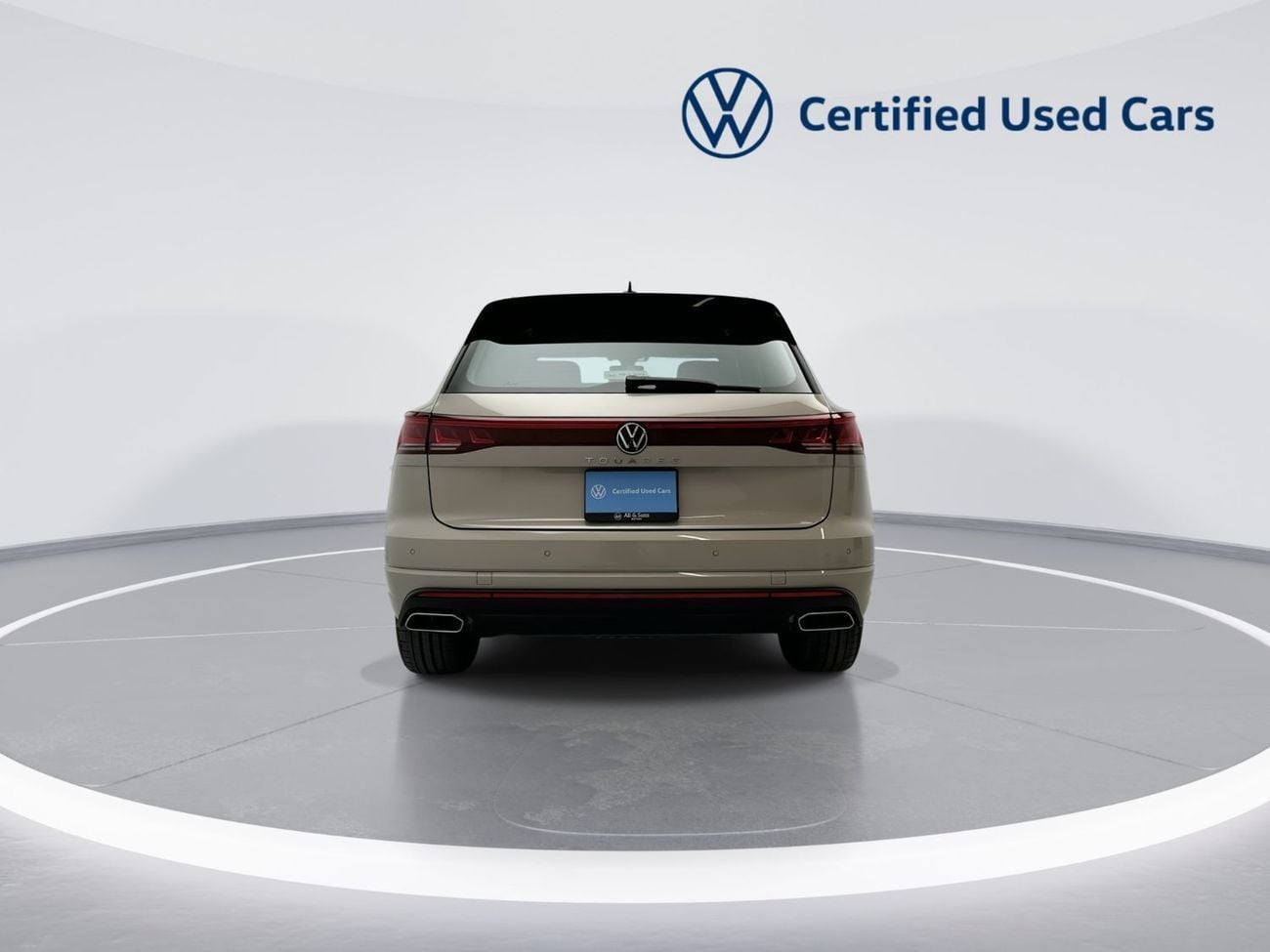 Volkswagen Touareg 3.0T TL (340 HP) Touareg Elegance + (REF#02757) - 44,100 AED SAVINGS from New Car