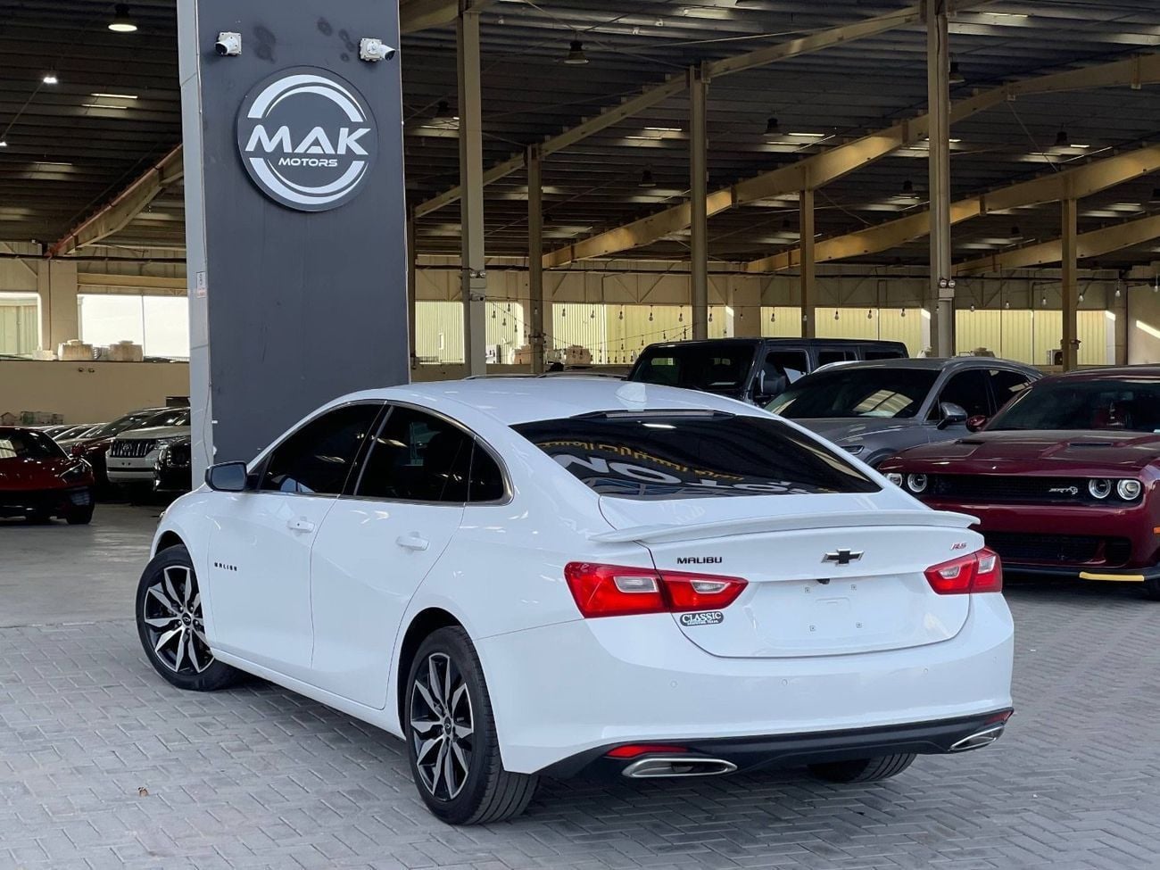 Chevrolet Malibu RS (NON GCC) 1.5L RS BLACK EDITION / 1.5T V4 / RADAR / LINE KEEP ASSIST / APPLE ANDROID AUTO / RI
