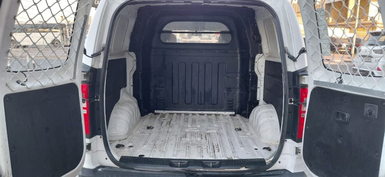 Hyundai H-1 6-seater delivery van | NO CONVENIENCE FEES