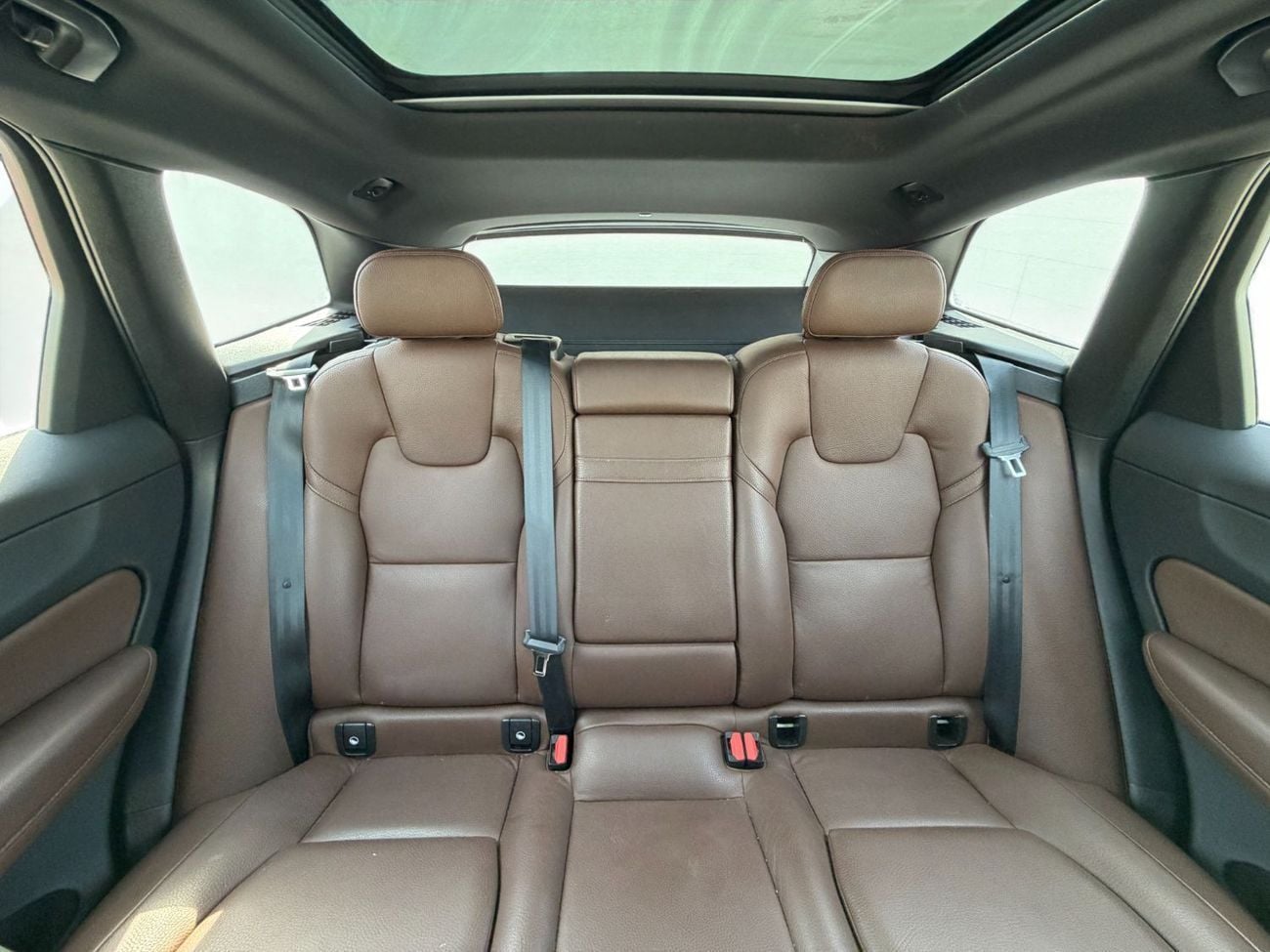 فولفو XC 60 T5 R Design 2.0L