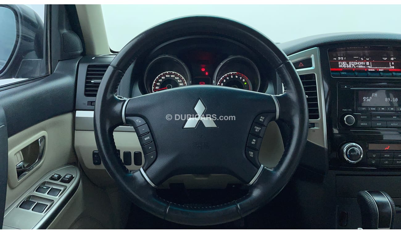 Mitsubishi Pajero 3.5 L BASE 3500