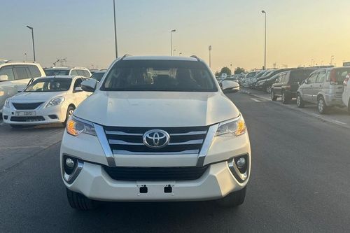 تويوتا فورتونر EXR