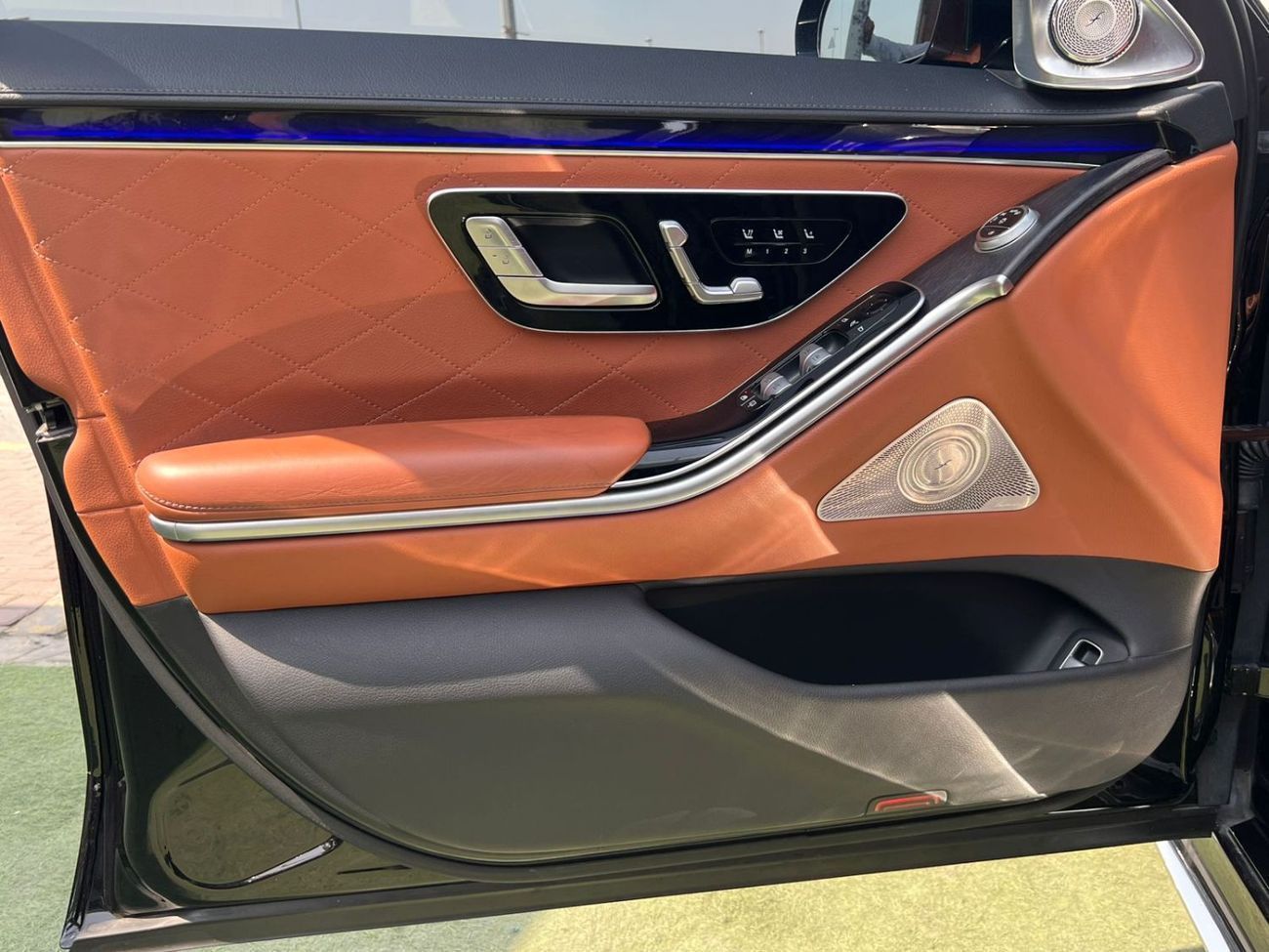 مرسيدس بنز S 400 4MATIC 3.0L