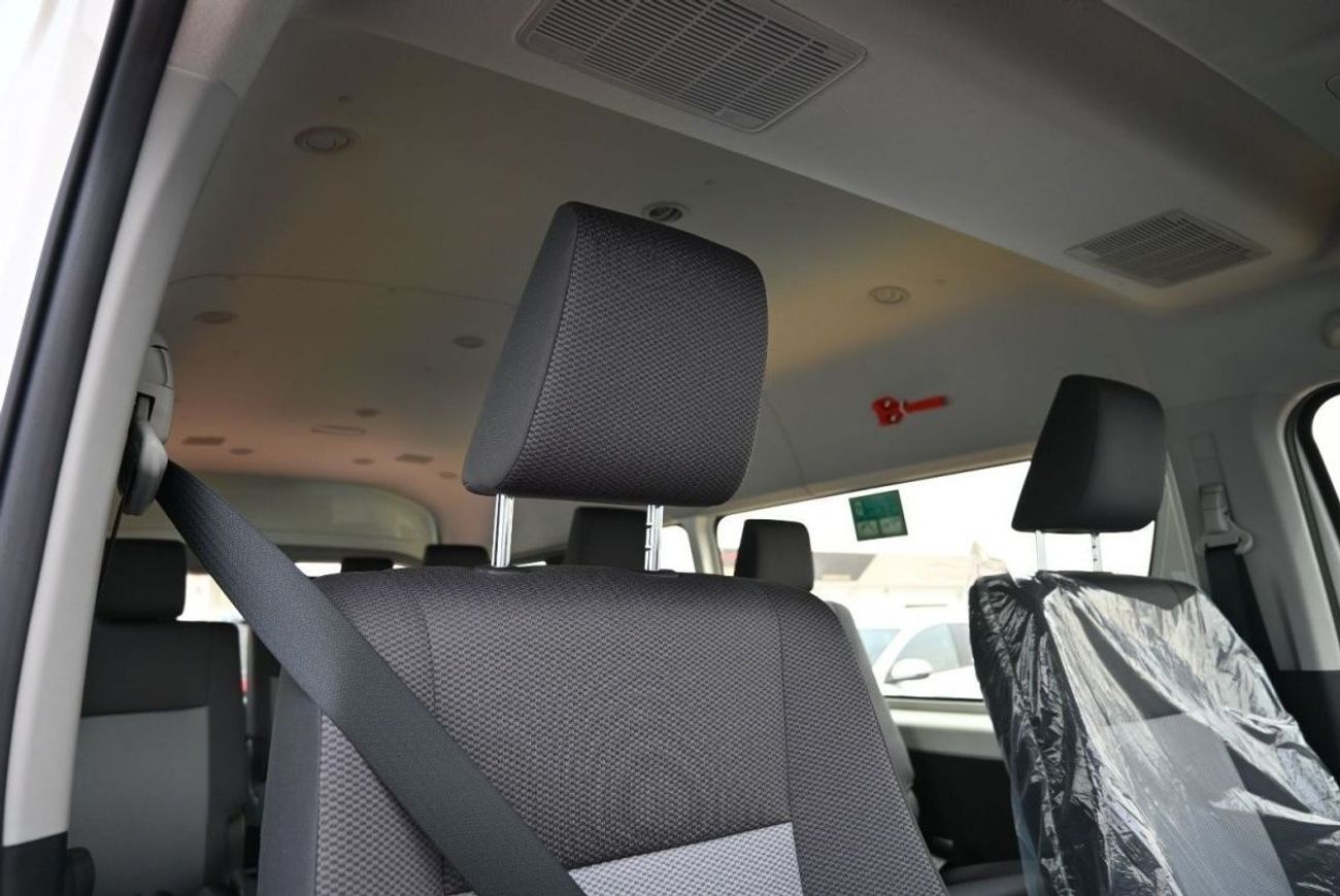 تويوتا هاياس تويوتا هايس سقف مرتفع ، 3.5 لتر بنزين ، دفع خلفي ، فان ، ناقل حركة أوتوماتيكي ، 13 مقعد ، وسائد هوائ