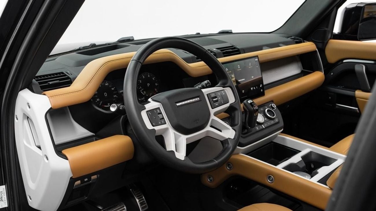 Land Rover Defender HSE P400 - 2025 - GCC - Under Warranty