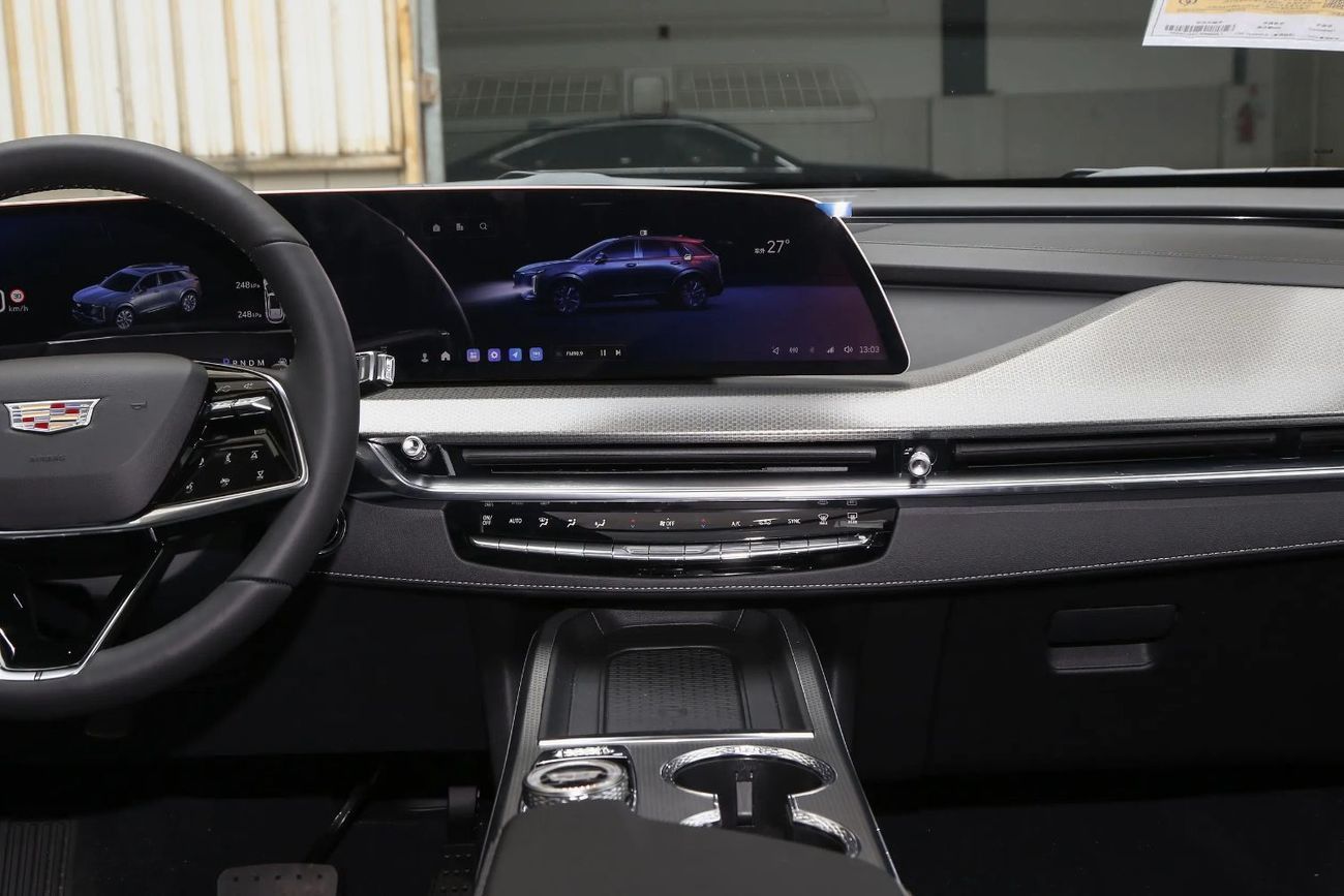 Cadillac XT5 2026 Model 28T All-Wheel Drive Luxury Edition