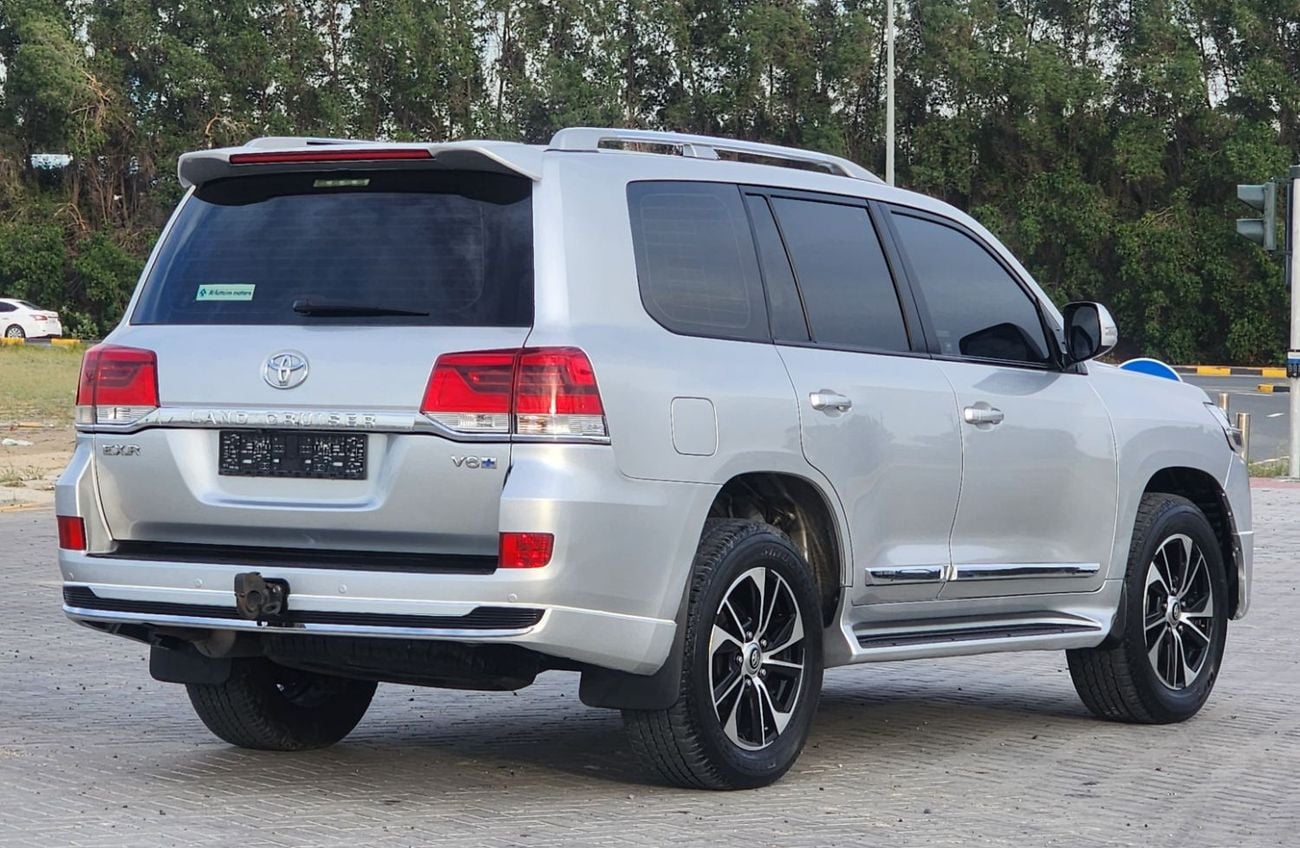 تويوتا لاند كروزر GX.R V6