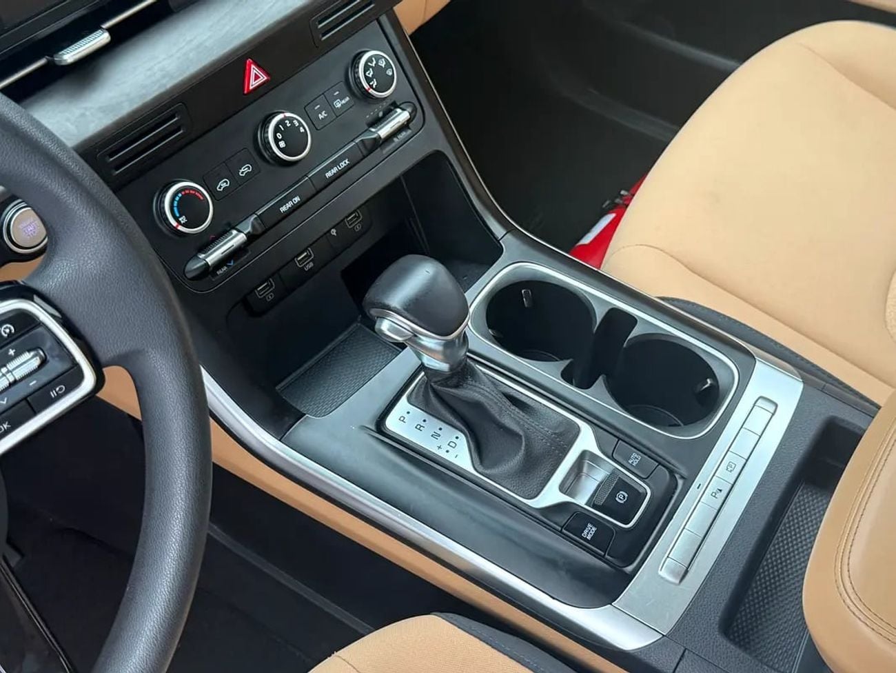 كيا كارنيفال GDI L 3.5L GDI L - GCC Specs - Excellent Condition