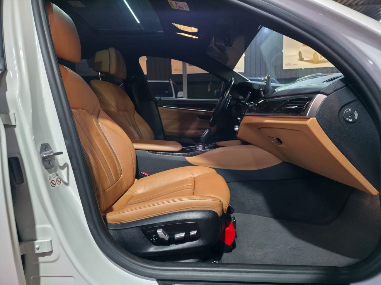 BMW 540i Luxury 3.0L