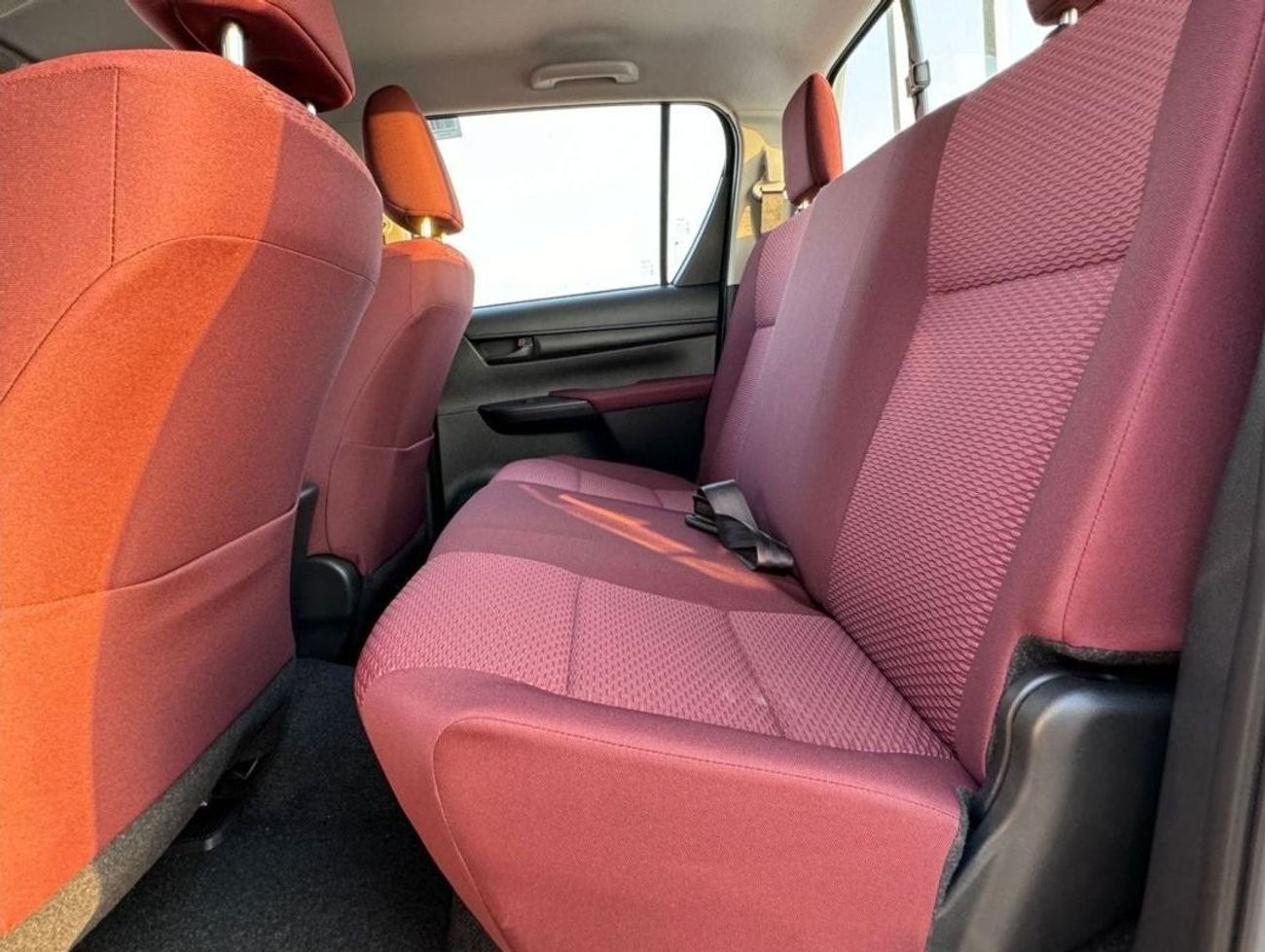 تويوتا هيلوكس Toyota Hilux 4x4 LZ  / AT