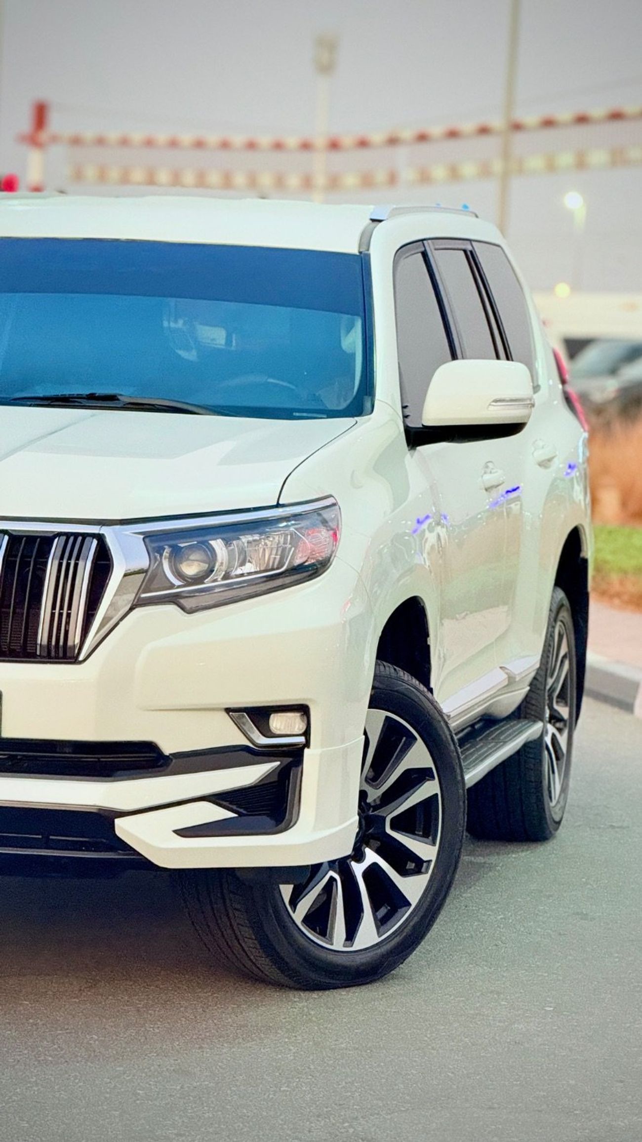 Toyota Prado TX-L 2019 MODEL DIESEL ENGINE FULL OPTION  4 CYLINDER AUTOMATIC TRANSMISSION GCC SPECS