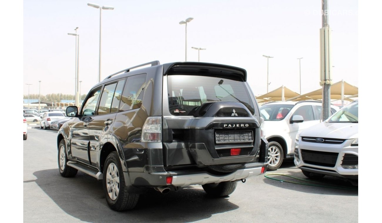 Mitsubishi Pajero GLS Highline GLS Highline ACCIDENTS FREE  - GCC - FULL OPTION - CAR IS IN PERFECT CONDITION INSIDE O