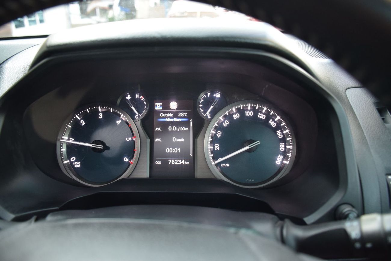 Toyota Prado 4X4 Diesel 2.8L Full Option (Right Hand)