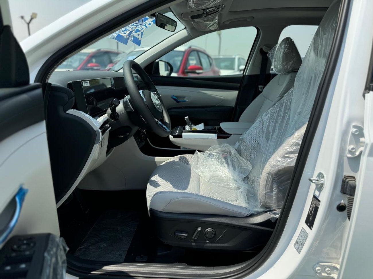 هيونداي توسون HYUNDAI TUCSON 1.6T - 2025 MODEL - WHITE COLOR