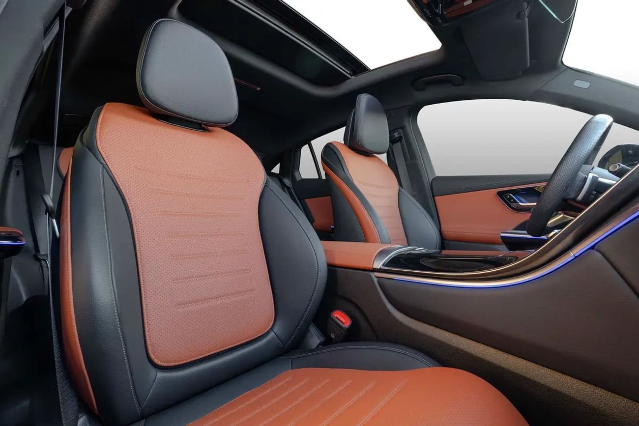 مرسيدس بنز GLC 200 4Matic JANUARY SAVINGS | EMC Mercedes-Benz Warranty Until 2029 | 0% Downpayment | AED 3,665  P/M |