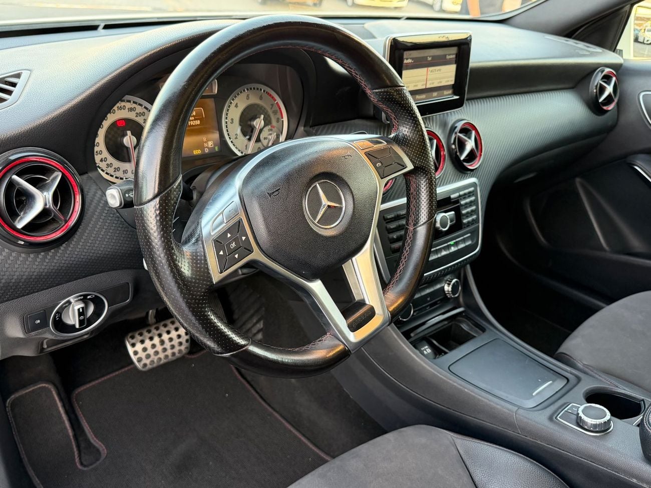 مرسيدس بنز A 250 SPORT