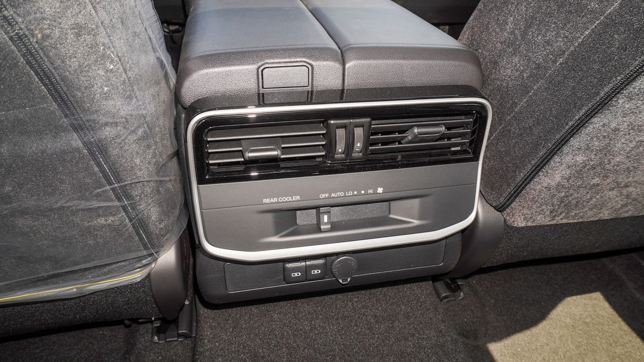 Toyota Land Cruiser GXR TWIN TURBO 3.5L