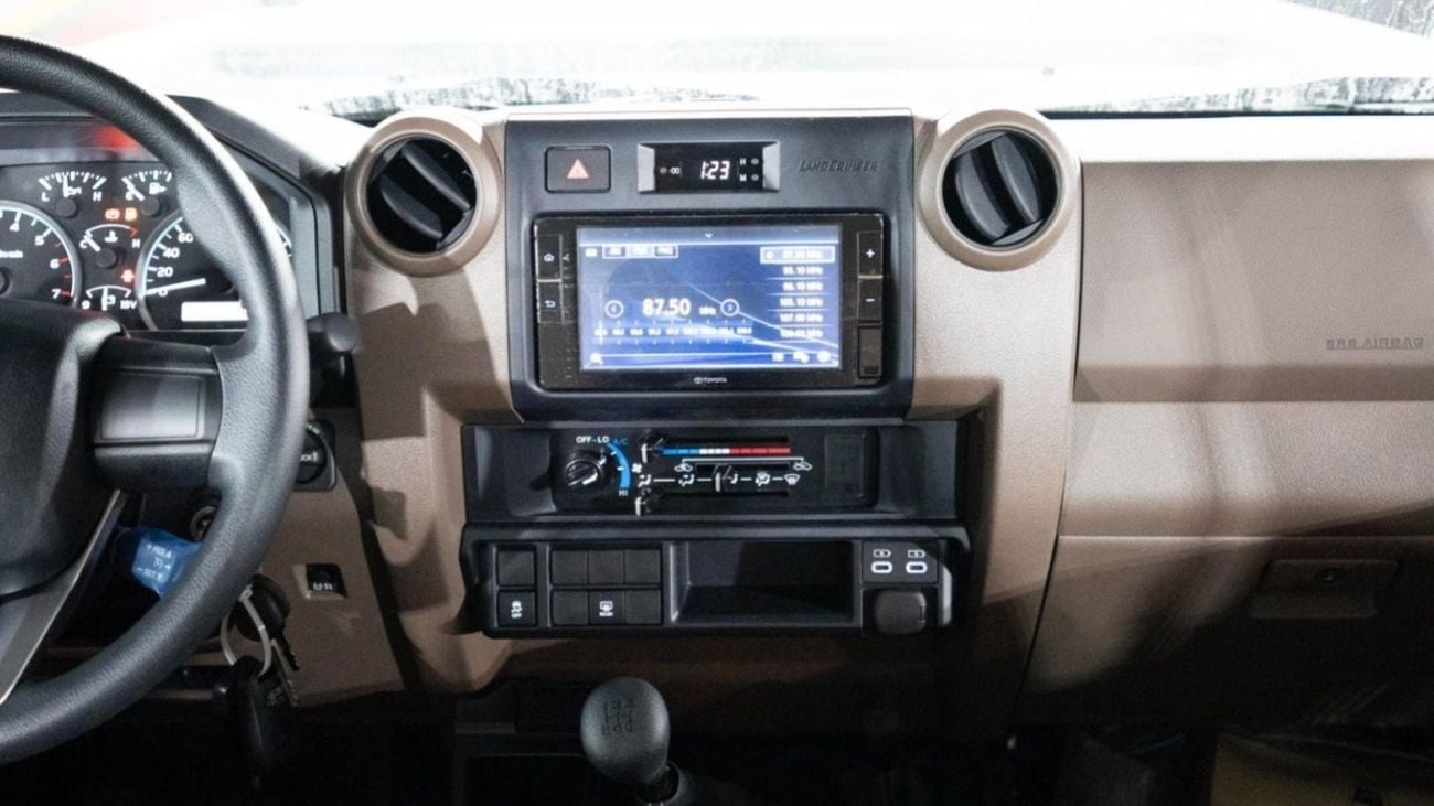 Toyota Land Cruiser 70 TOYOTA LC76 5DOORS PETROL 4.0L MANUAL TRANSMISSION MODEL 2024 LIMITED EDITION