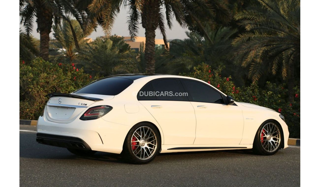 Mercedes-Benz C 63 AMG Mercedes Benz AMG C63S GCC 2015 full option edition 1 night package