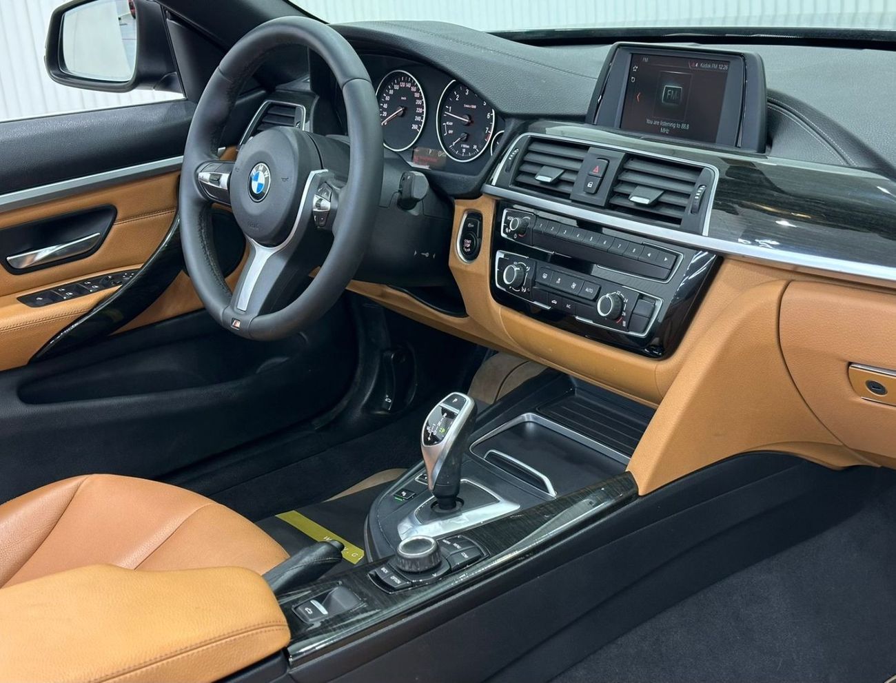 BMW 420i Std 2.0L 2019 BMW 420i Luxury-Line Convertible, Warranty, Service History, Excellent Condition