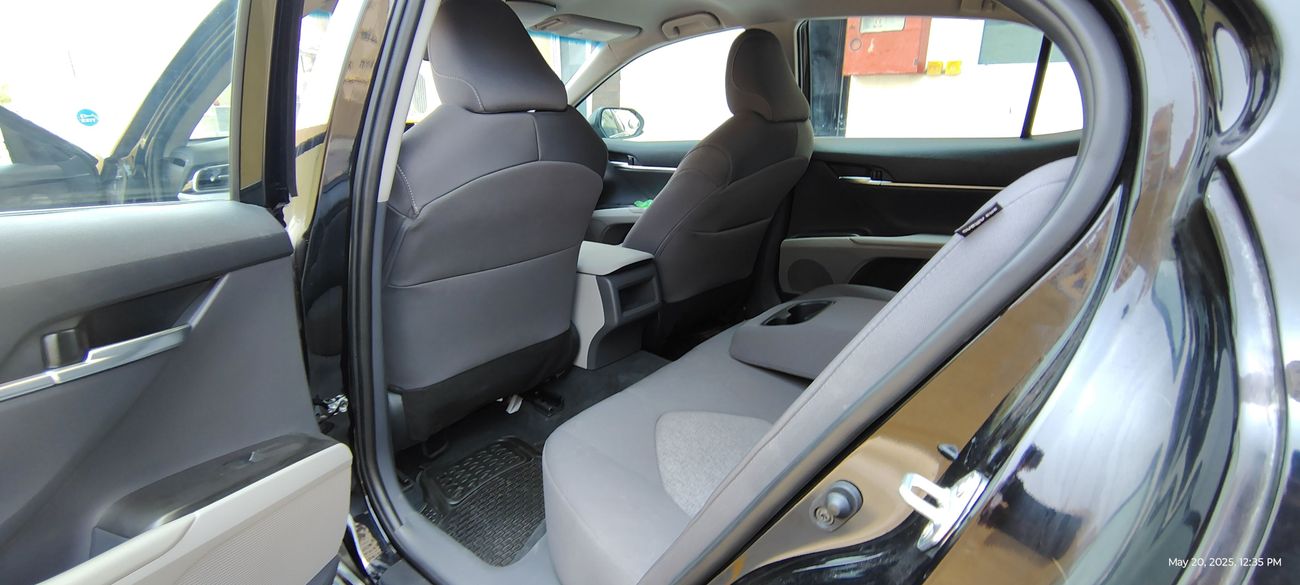 Toyota Camry LE AWD 2.5L