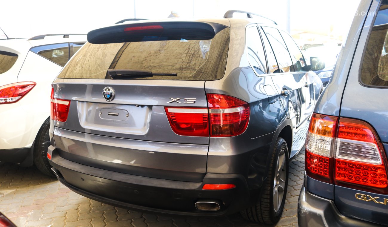 BMW X5 4.8