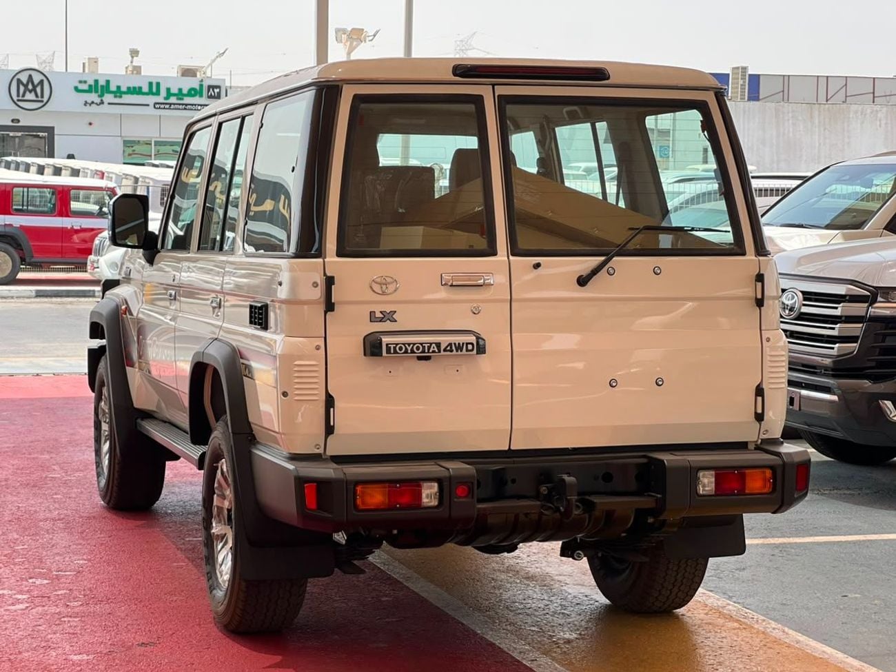 Toyota Land Cruiser 70 LC76 LX