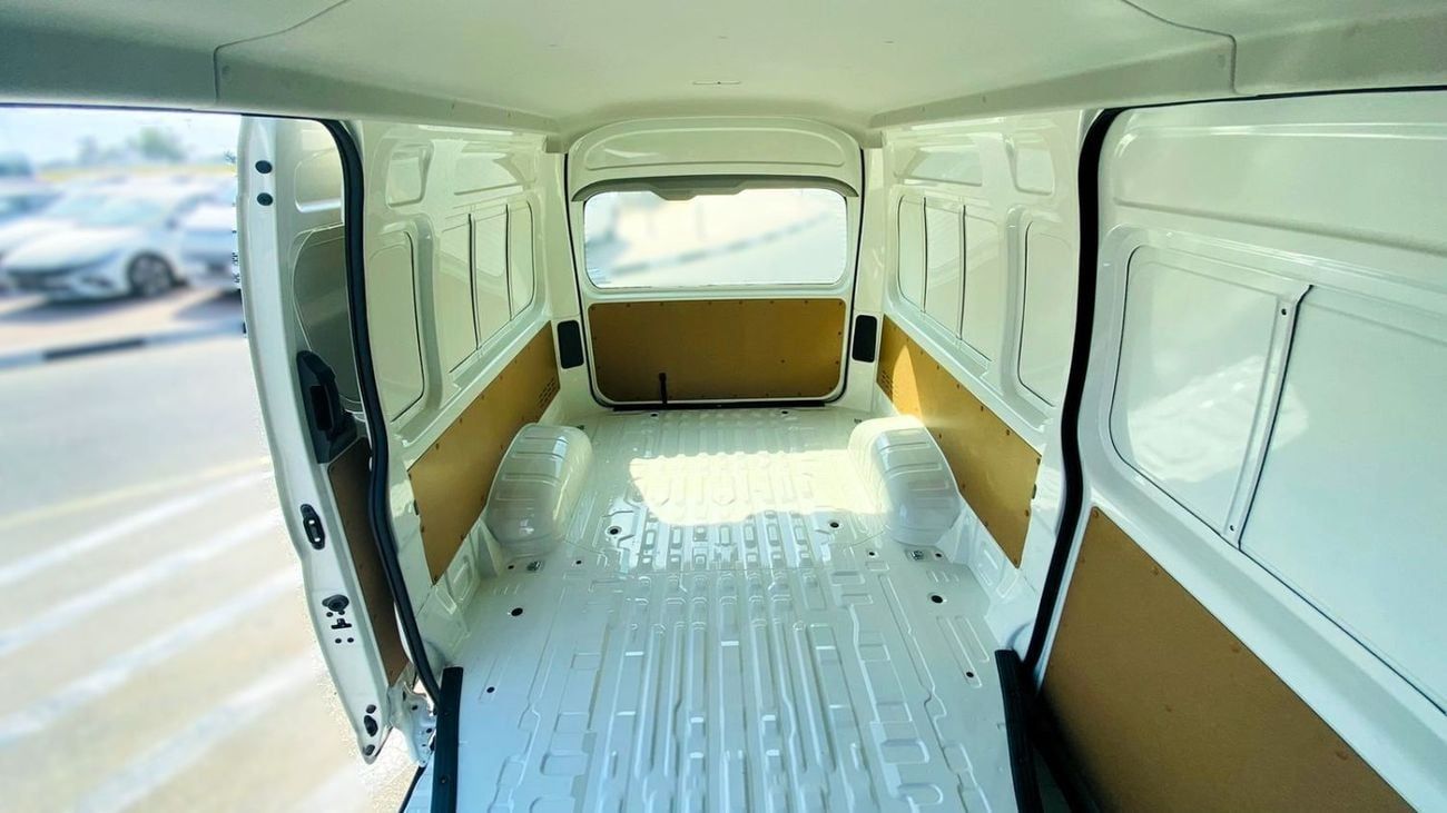 Toyota Hiace Toyota Hiace Cargo High Roof 3.5l petrol A/T GCC 2025 Model