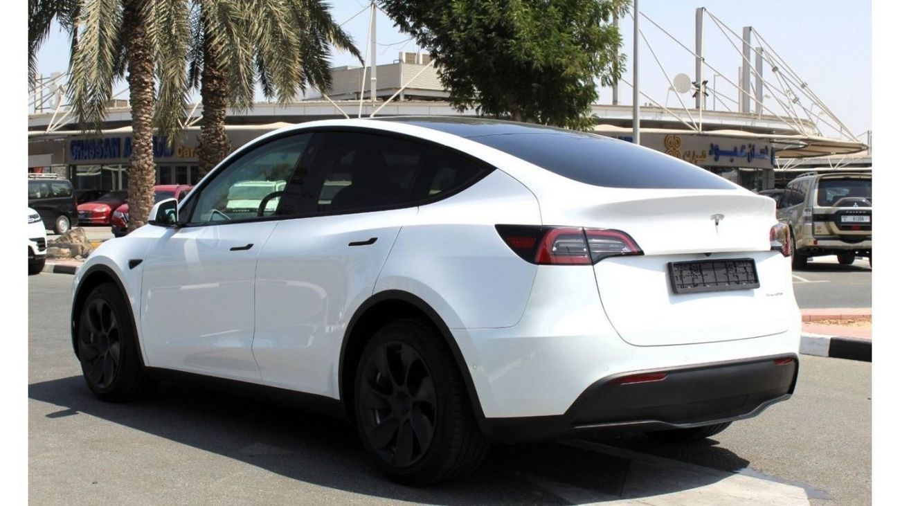 تسلا موديل Y TESLA MODEL Y LONG RANGE DUAL MOTOR 4WD 2022 GCC LOW MILEAGE SINGLE OWNER WITH 8 YEARS AGENCY WARRAN