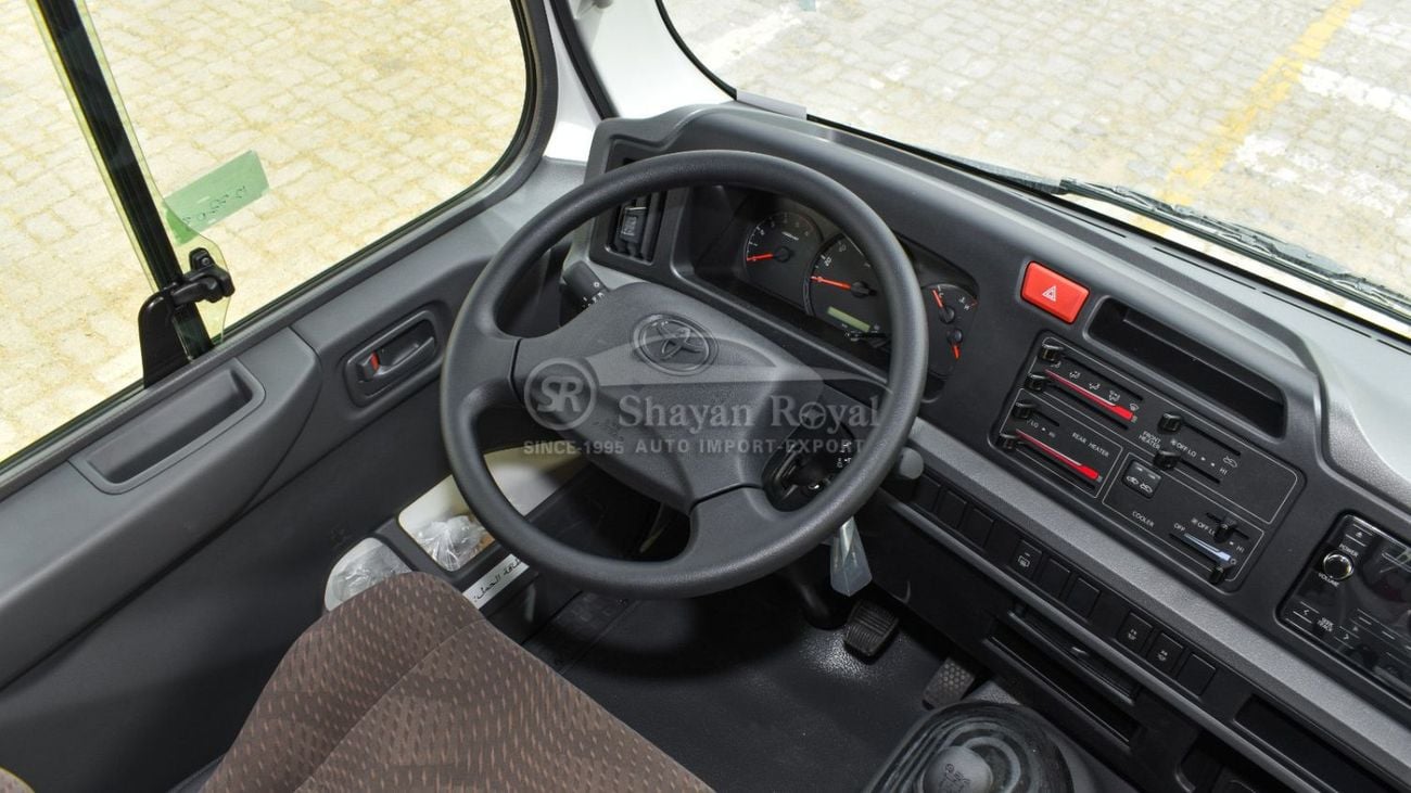 تويوتا كوستر 4.2L DIESEL 23 SEATER DLX MT 2026MY