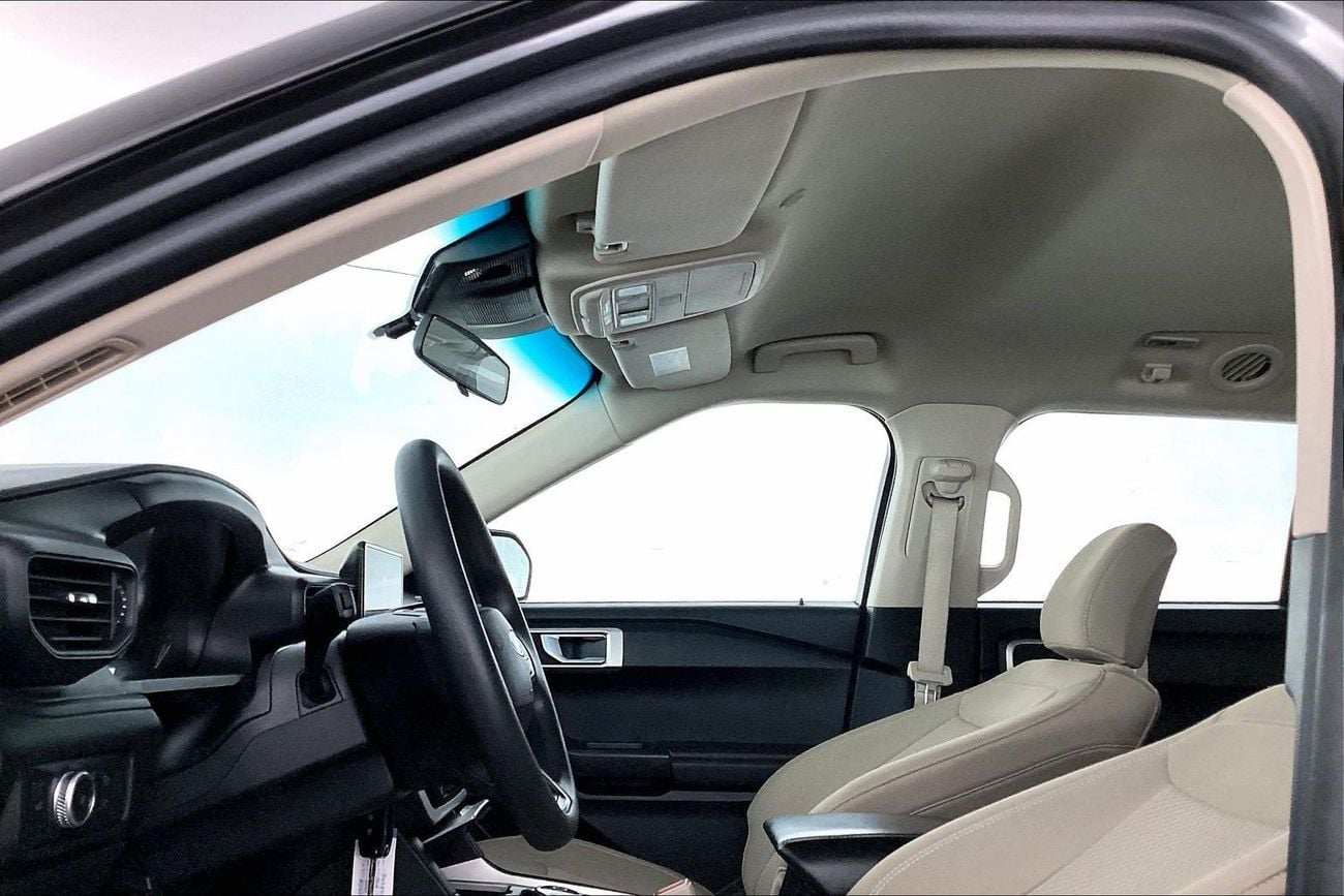 Ford Explorer 3.3 AUTO 4WD BASE CLTH | Guaranteed Warranty | 0 Down Payment