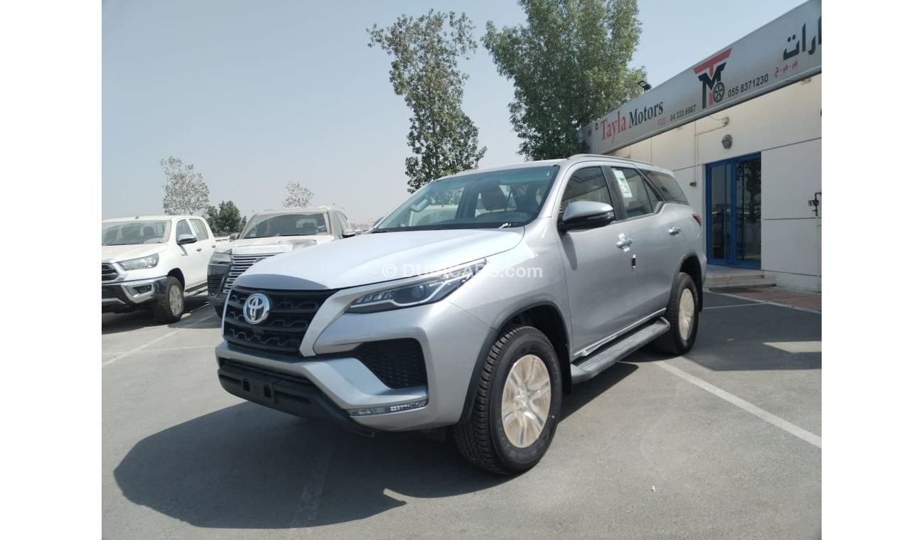 Toyota Fortuner TOYOTA FORTUNER 2.7 AT 4X4 SILVER 2022