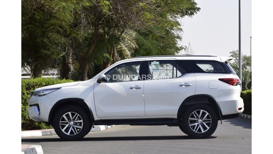 Toyota Fortuner diesel for sale. White, 2019